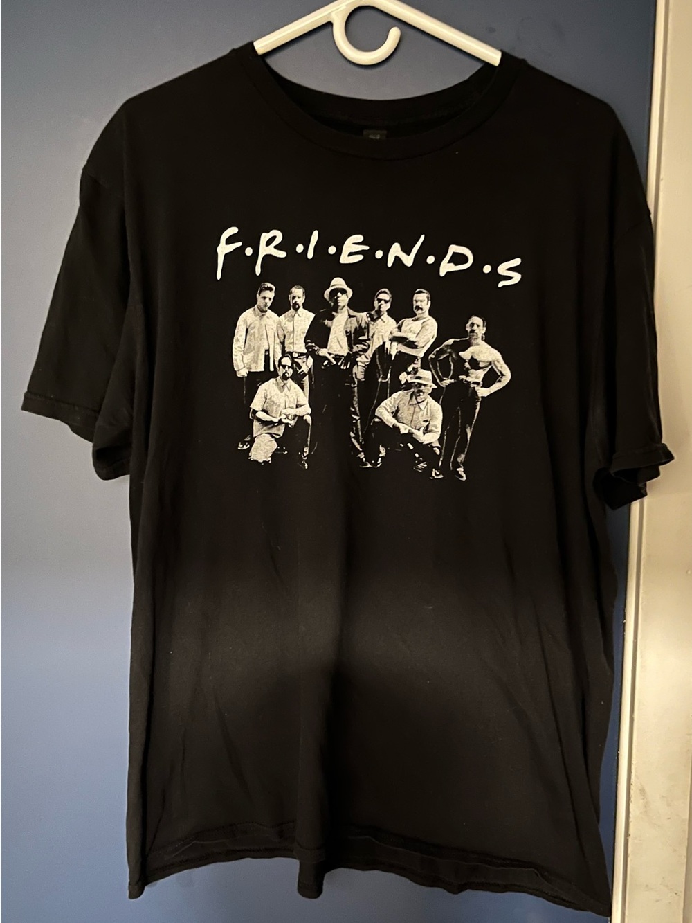 “Blood in Blood out” Movie FRIENDS Graphic Tee Adult site XL